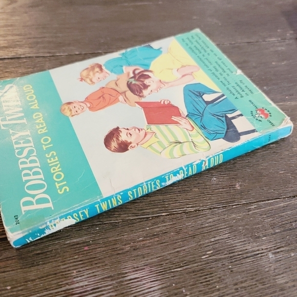 Vintage 1960s Bobbsey Twins Stories To Read Aloud Paperback Book - Picture 8 of 8